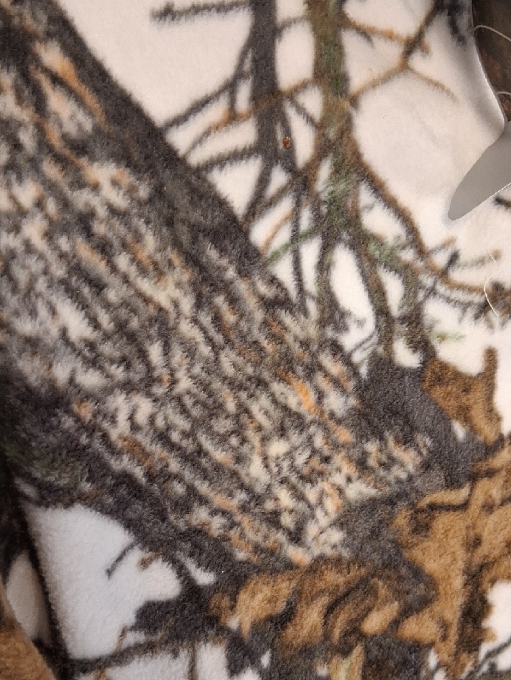 Mossy Oak White and Brown Realtree-Style Camo Fleece Jacket with Purple Accents. - Picture 9 of 13